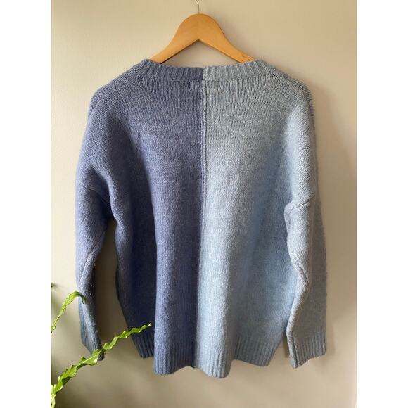 Color Block Sweater - Picture 2 of 4